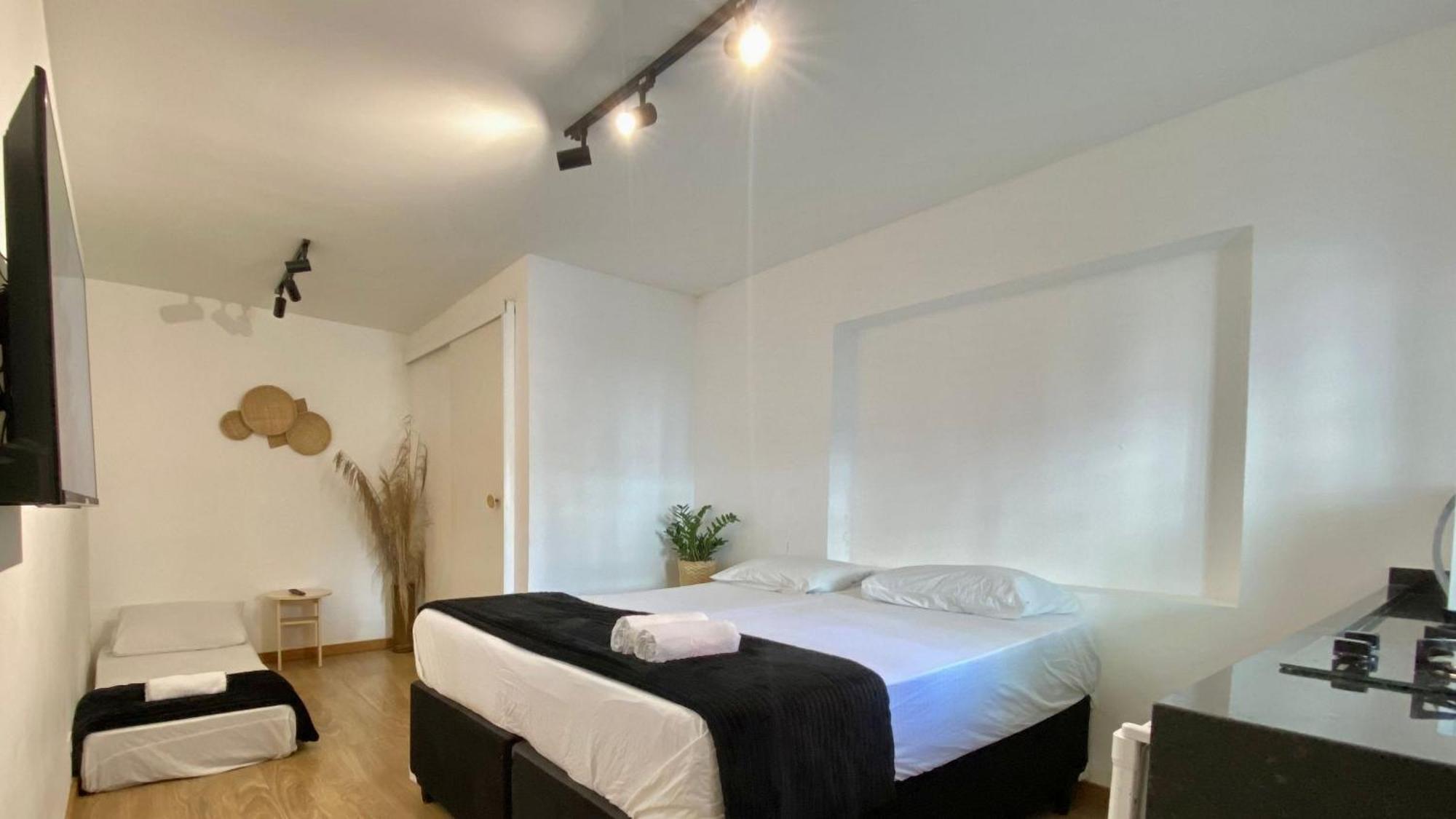 Studios E Quartos Privativos Na Chacara Santo Antonio São Paulo Buitenkant foto